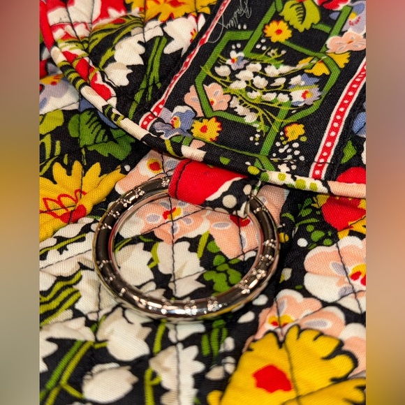 Vera Bradley Crossbody Saddle Up Bag Retired Poppy Fields pattern. - Picture 2 of 10